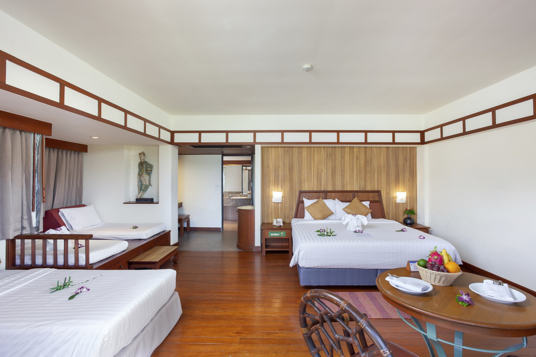 Seaview Suite Family
